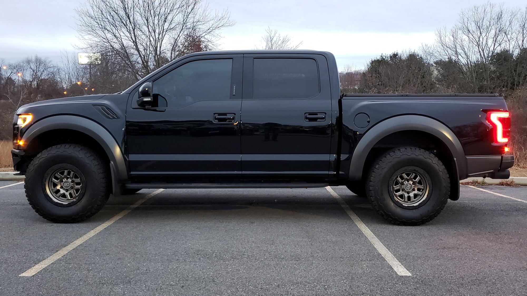 BLACK RHINO BARSTOW MATTE BLACK 20x9.5 6X135 Offset +12