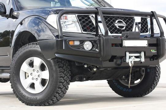 BULLBAR MARCA IRONMAN - PARA NISSAN NAVARA D40 -2010 -