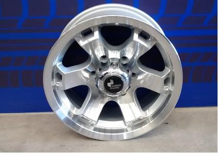 LLANTA DARWIN RACING 15X7 6X139,7