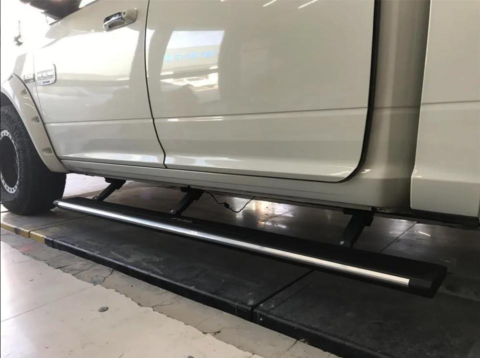 PISADERA ELÉCTRICA GA2 RAM 1500 - 2500 (2014-2021)