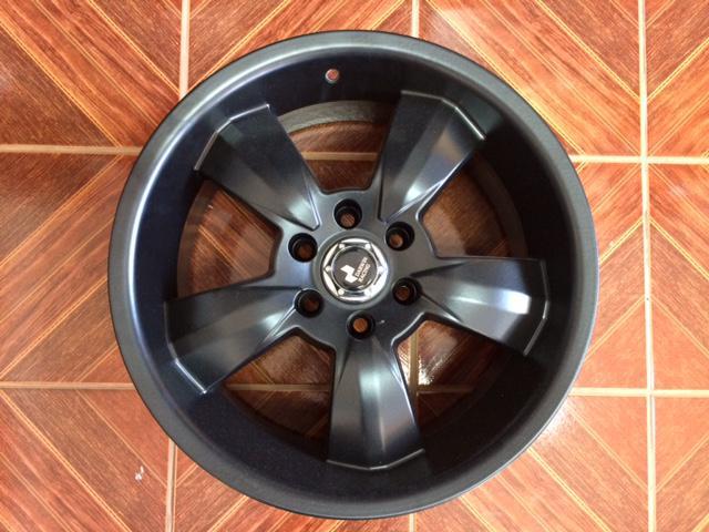 llanta 6x114.3 np-navara black