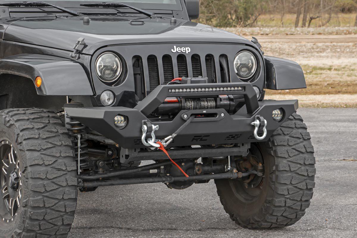 BUMPER DELANTERO CON BARRA LED JK RC