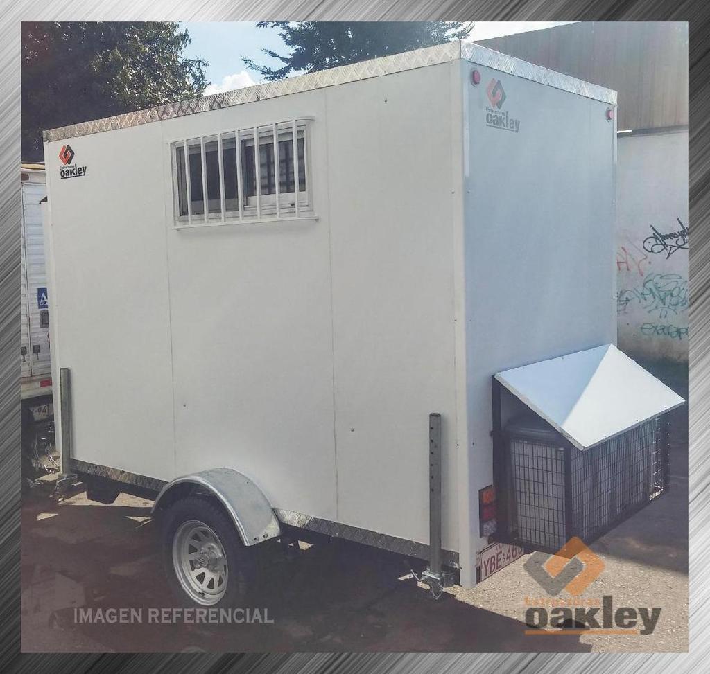 Miniatura CARRO DE ARRASTRE  MODELO VICTORIA PARA 4 PERSONAS DE 3 X 1.5 - Color: Blanco, Modelo: VICTORIA, Alto: 2, Profundidad: 3, Peso: 400