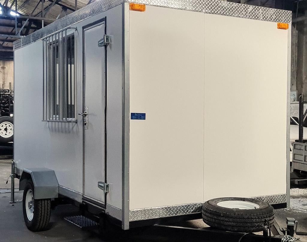  CARRO DE ARRASTRE OFICINA/COMEDOR  MODELO ANTUCO PARA  8 A 12 PERSONAS  4X2 