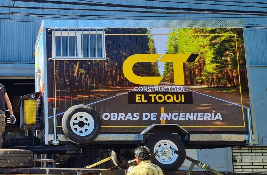 Miniatura CARRO DE ARRASTRE MODELO SOLLIPULLI PARA  8 PERSONAS -
