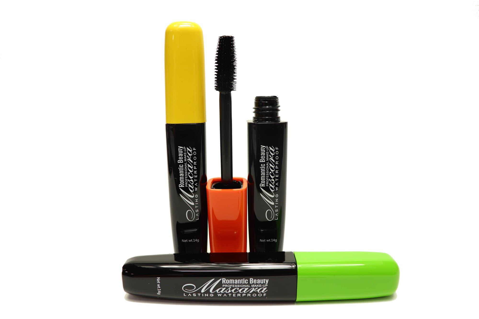 Pack de 24 unidades Máscara de pestañas color negro «MAX BOLD CURVES»