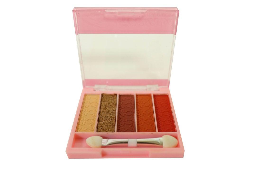 Pack de 24 unidades Paleta de sombras "FIVE COLOR EYESHADOW"