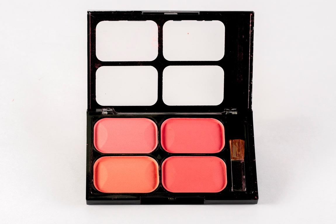 Pack de 24 unidades Paleta de 4 Rubores «HOW TO APPLY BLUSH» tonos rosas