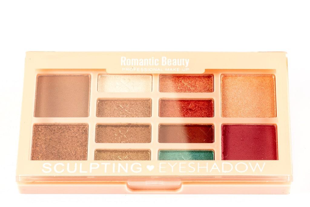 Pack de 12 unidades Paleta de sombras "SCULPTING EYESHADOW"