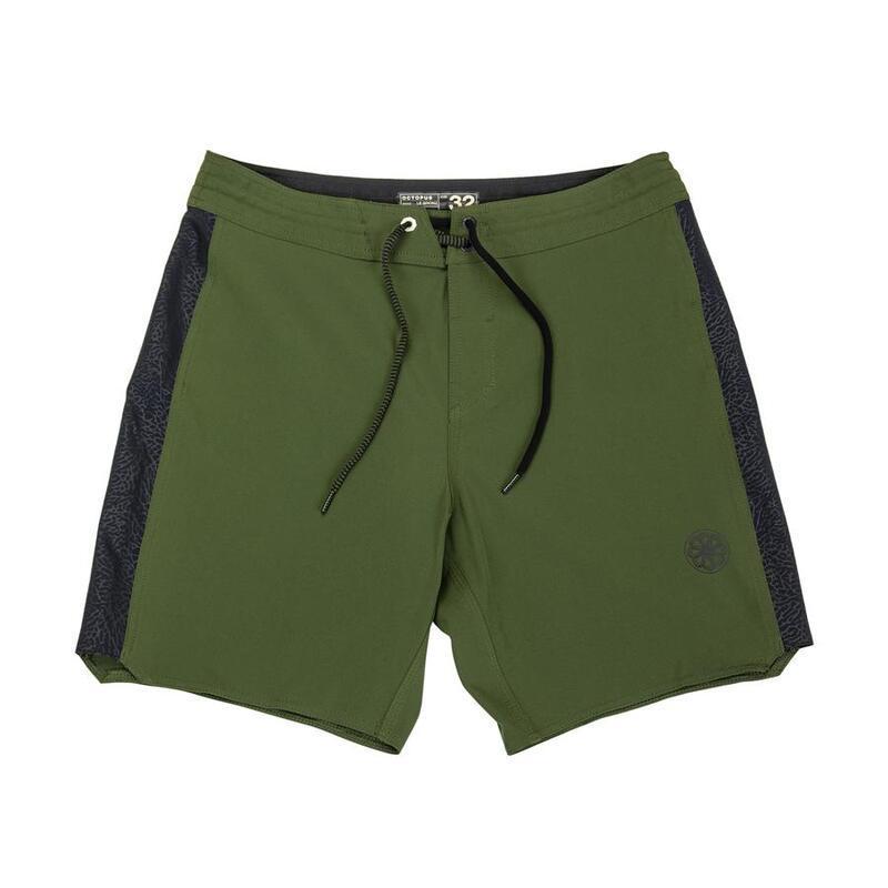 Short Le Bronz 18 - Color: Rifle Green