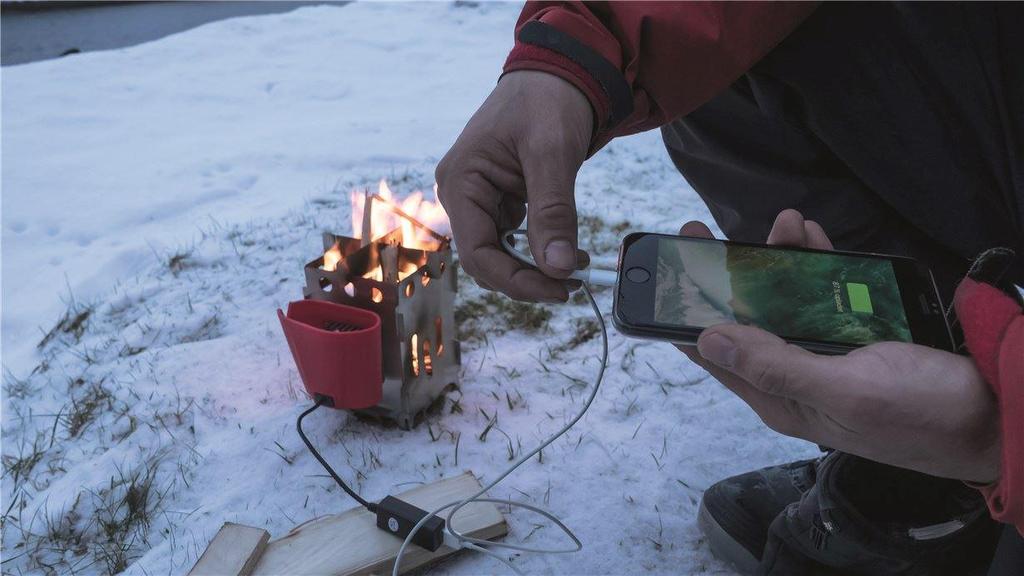 Cocinilla Woodsman Stove/Charger