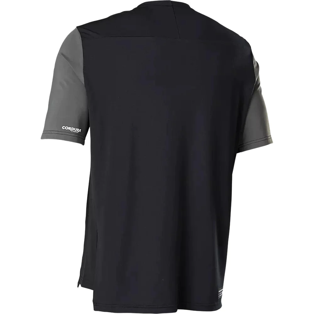Polera Bicicleta Defend Pro - Color: Negro