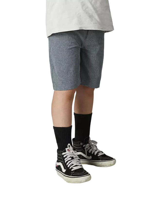 Miniatura Short Lifestyle Niño Essex Tech - Color: Gris