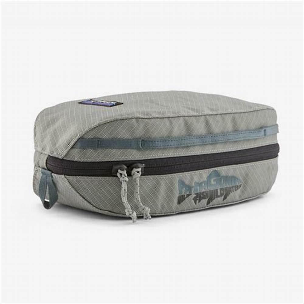 Neceser Black Hole® Cube – Medium 6L - Color: Wild Waterline: Sleet Green