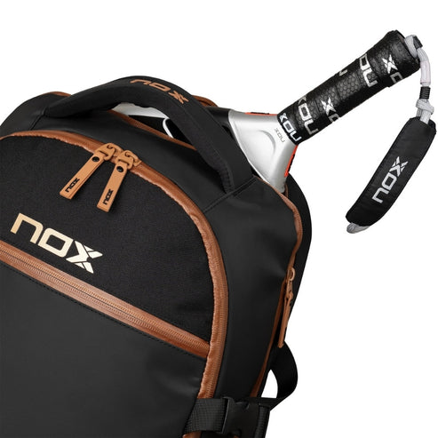 Miniatura Mochila Nox Open Series 2024/2025 - Color: Negro/Marron