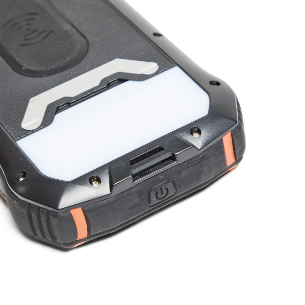 Miniatura Bateria Portatil Con Linterna Taurus -