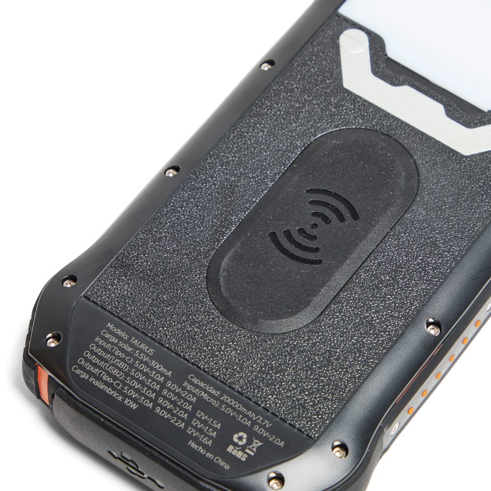 Bateria Portatil Con Linterna Taurus -