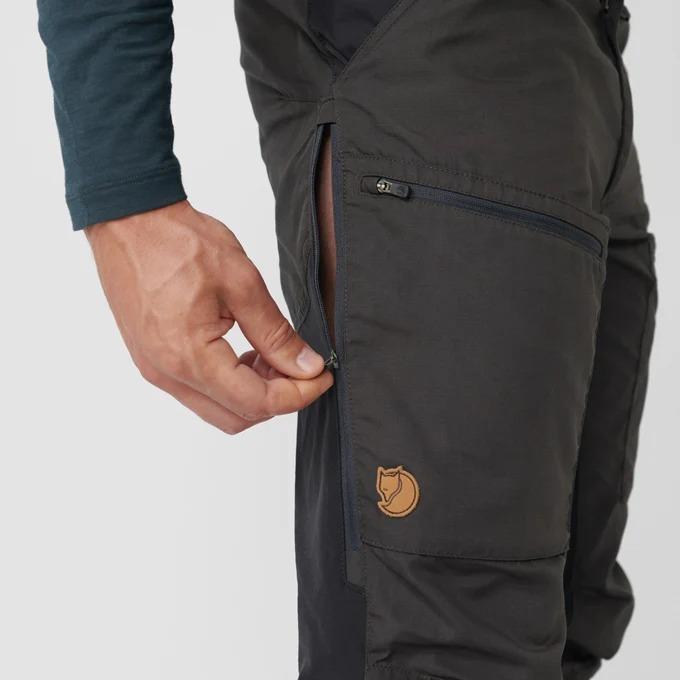 Miniatura Pantalón Hombre Abisko Lite Trekking Regular - Color: Dark Olive