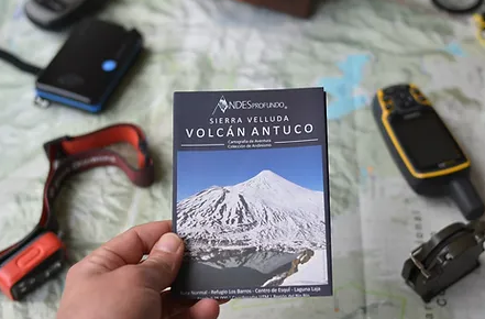 Volcan Antuco + Sierra Velluda  -