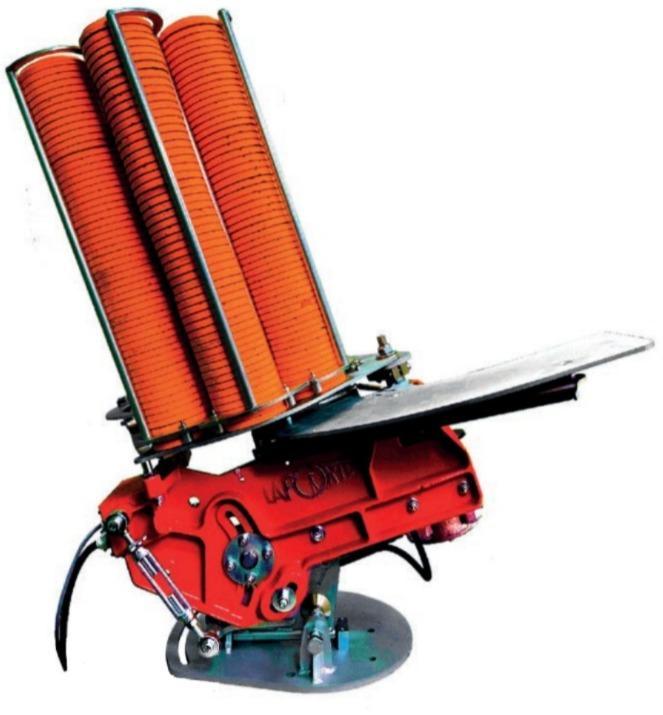 Maquina Skeet 185E/6C 12V. (SET 2U.) Incluye: Lamp Holder, Ampolleta, Bateria, Cargador, Timer Card 