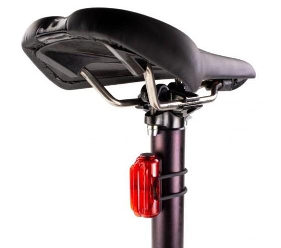 Luz Trasera Cosmos 30 Lumens Usb Utm-30 -