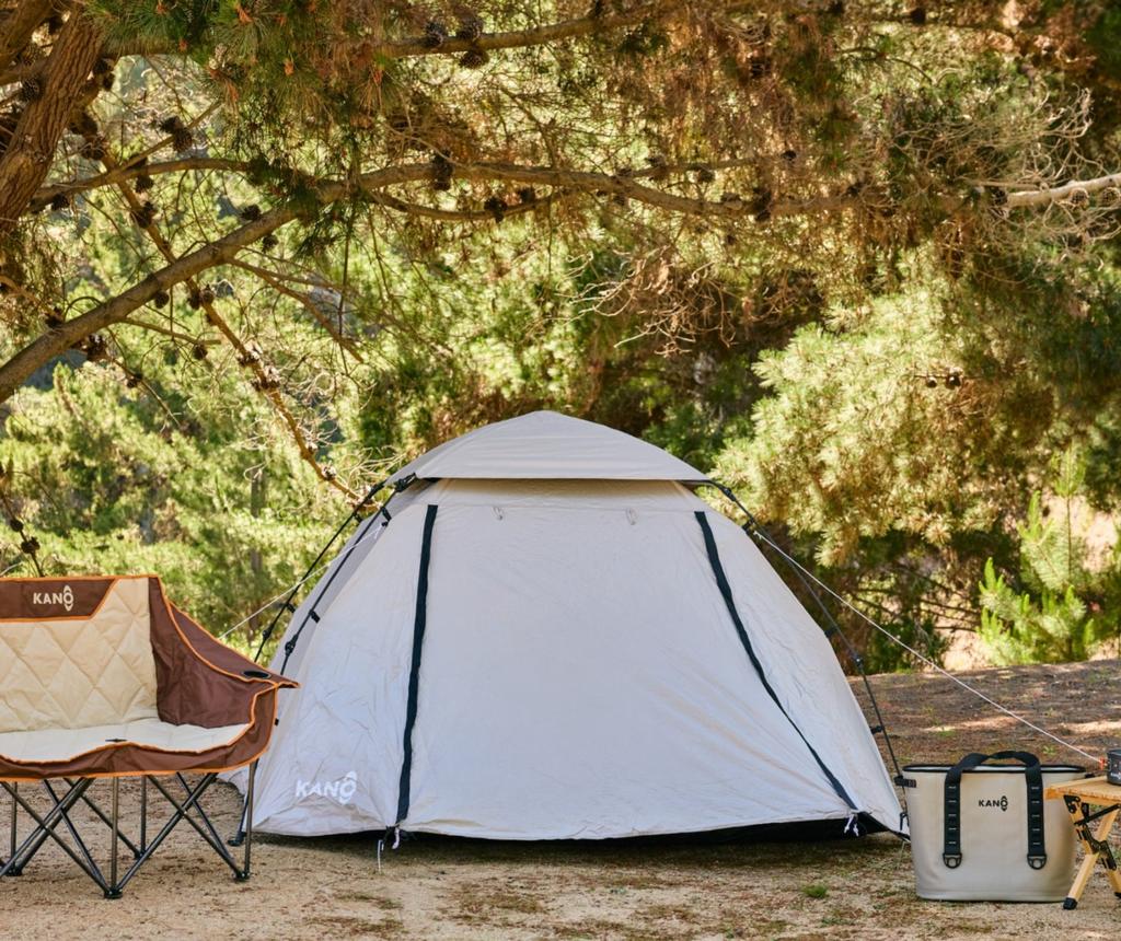 Miniatura Carpa Automática Black Out Antuco 4 Personas -