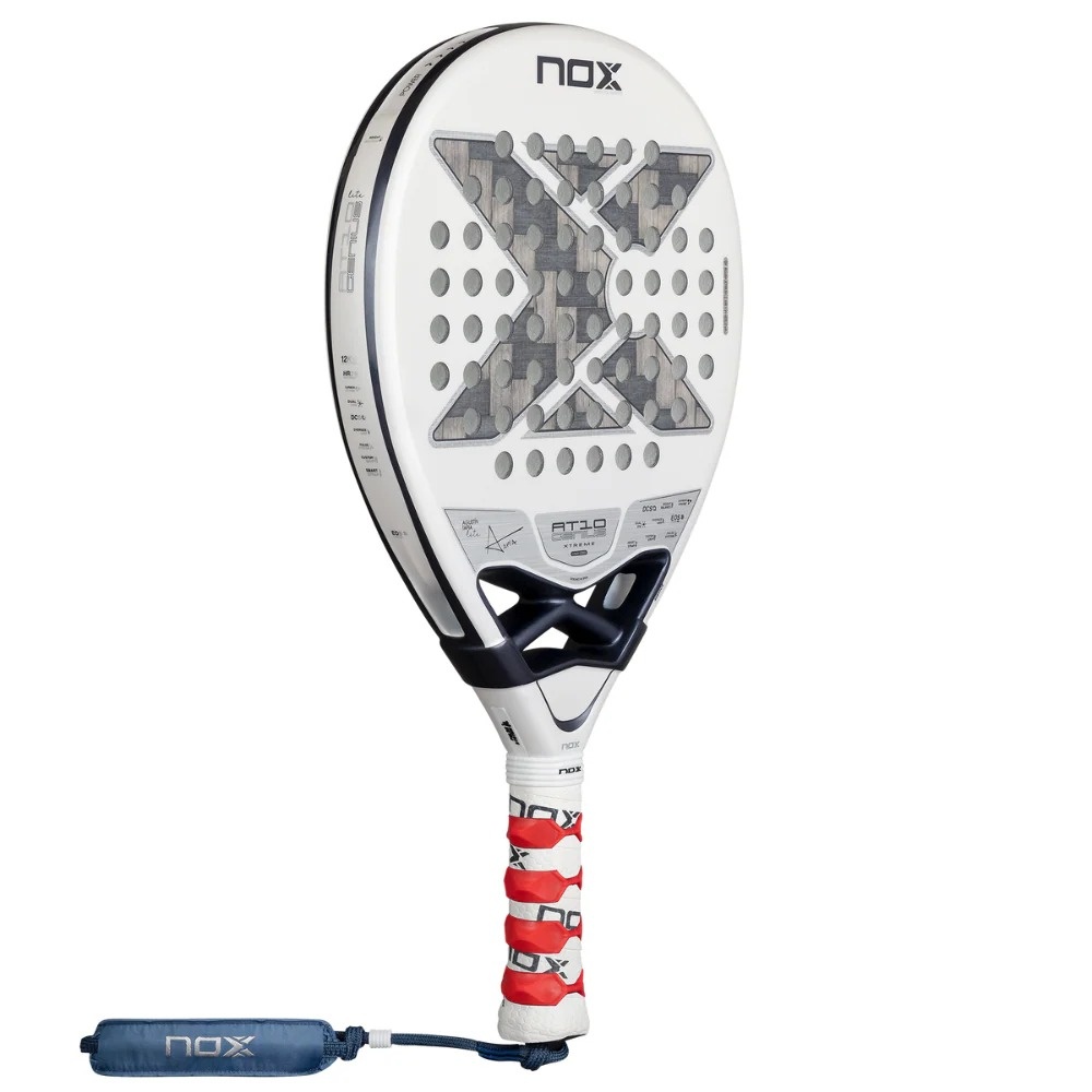 Miniatura Pala de Padel AT10 Genius 12K Alum XTREM Lite 2026 + Tarro de pelotas +Overgrip + Protector -