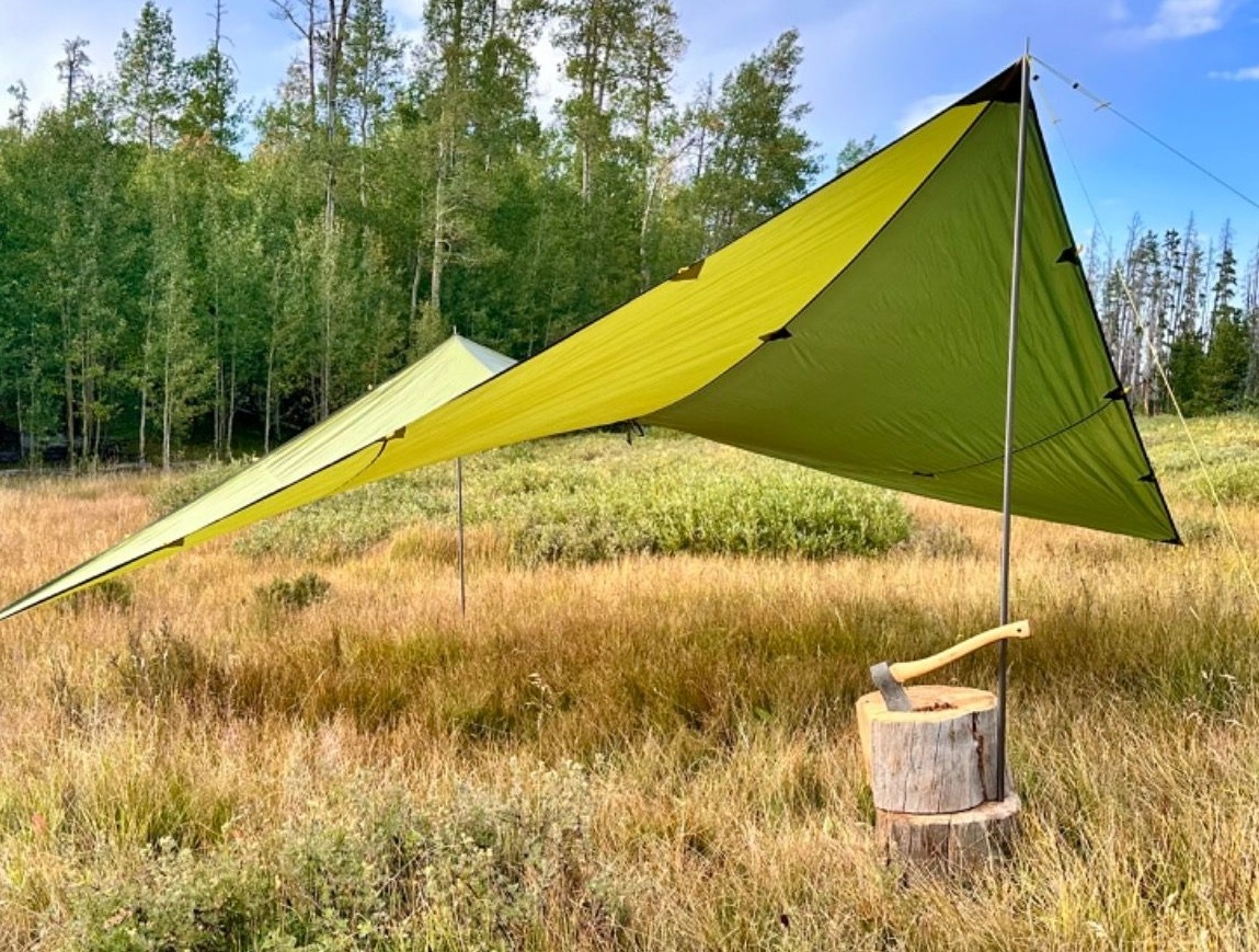 Lona Spanner Tarp With 2 Tarp Poles