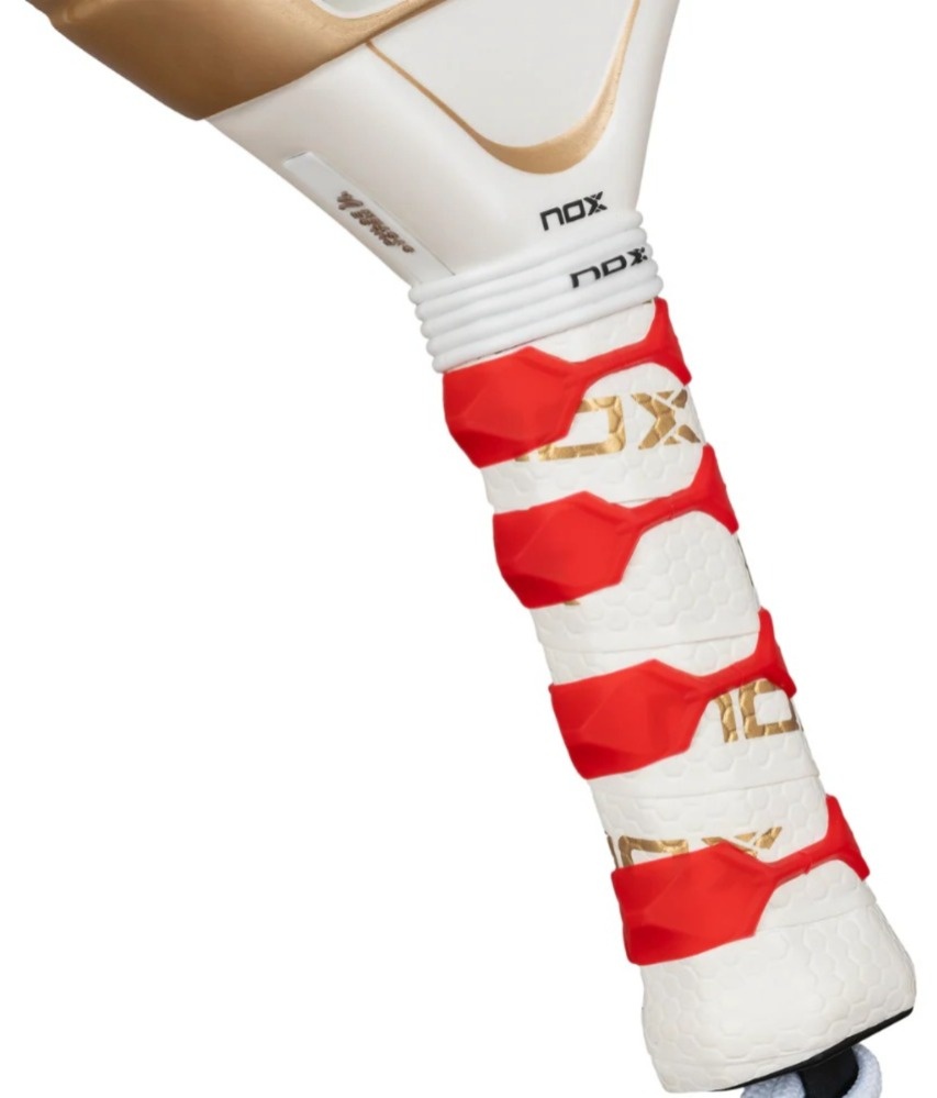 Miniatura Pala de Padel AT10 Genius 12K Alum XTREM 2026 + Tarro de pelotas +Overgrip + Protector -