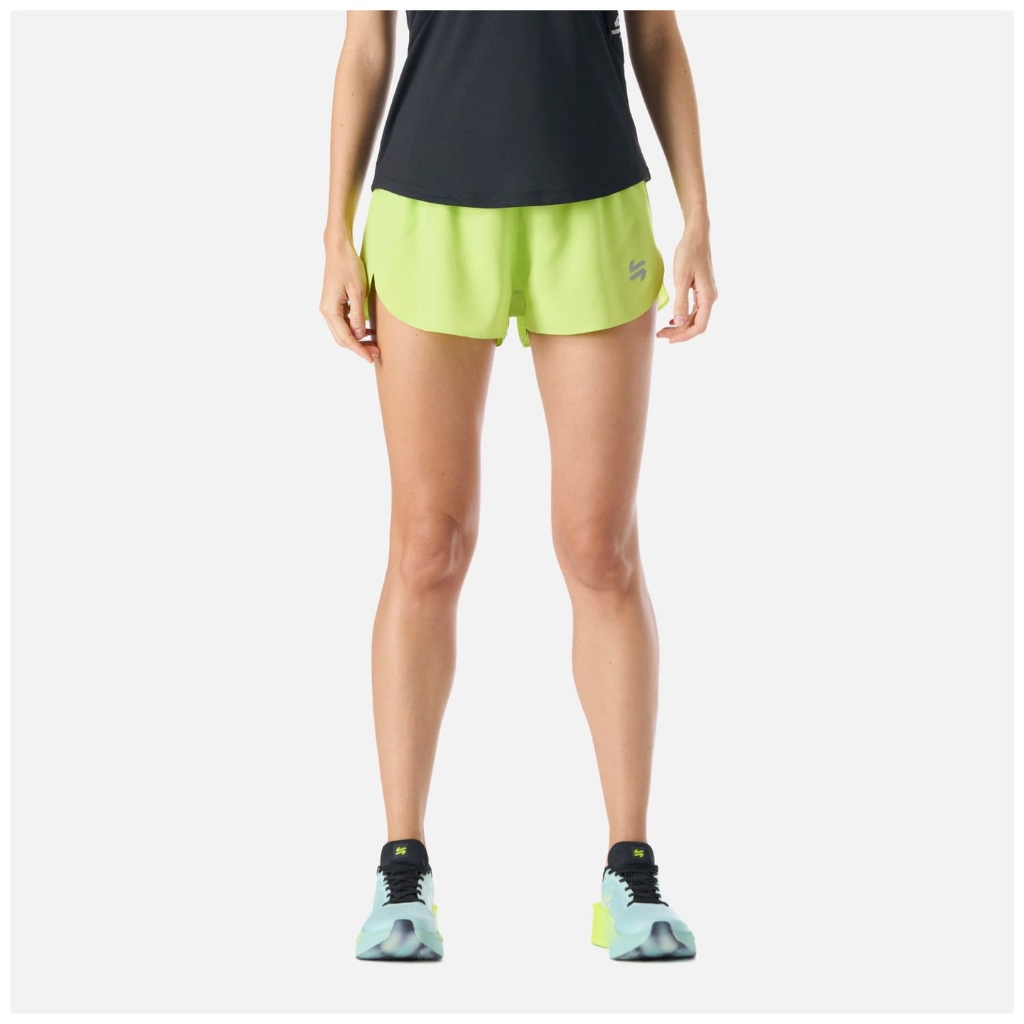 Short Mujer Built To Move 3" Shorts