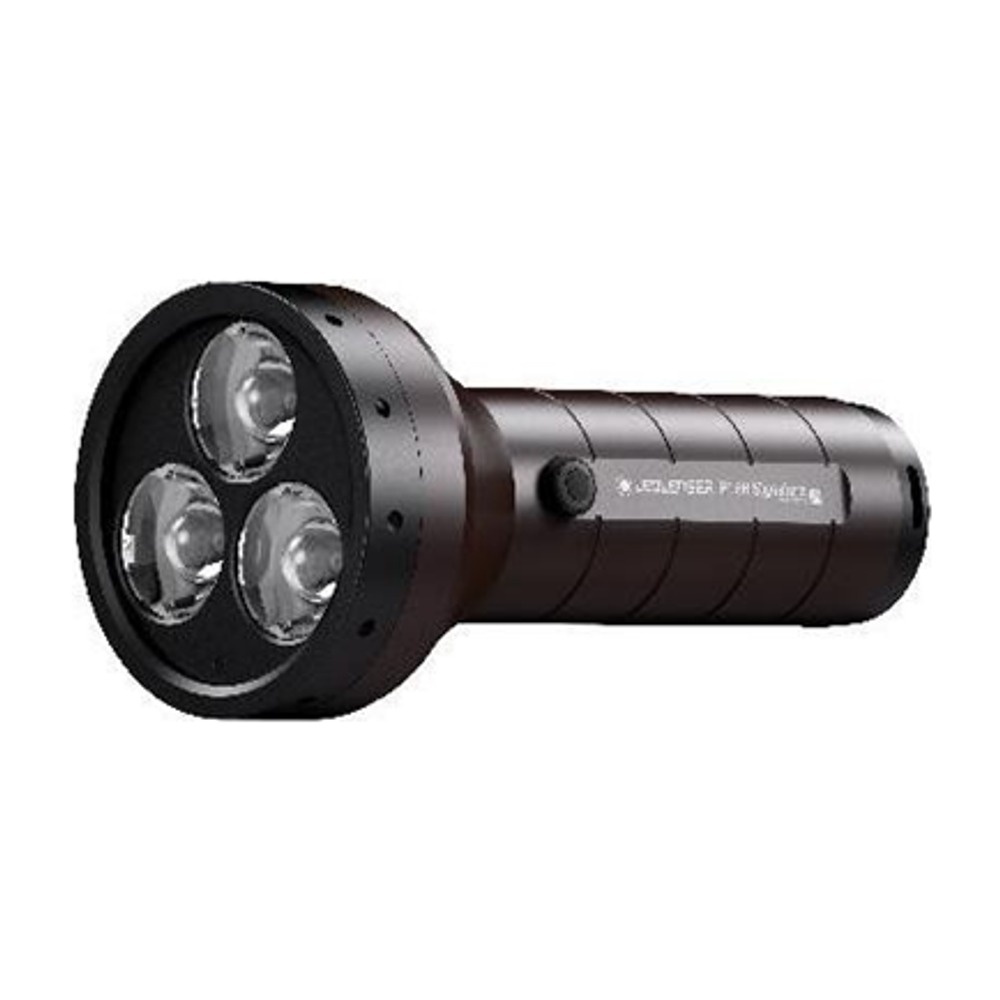 Linterna P18R Signature 4500Lu 502191